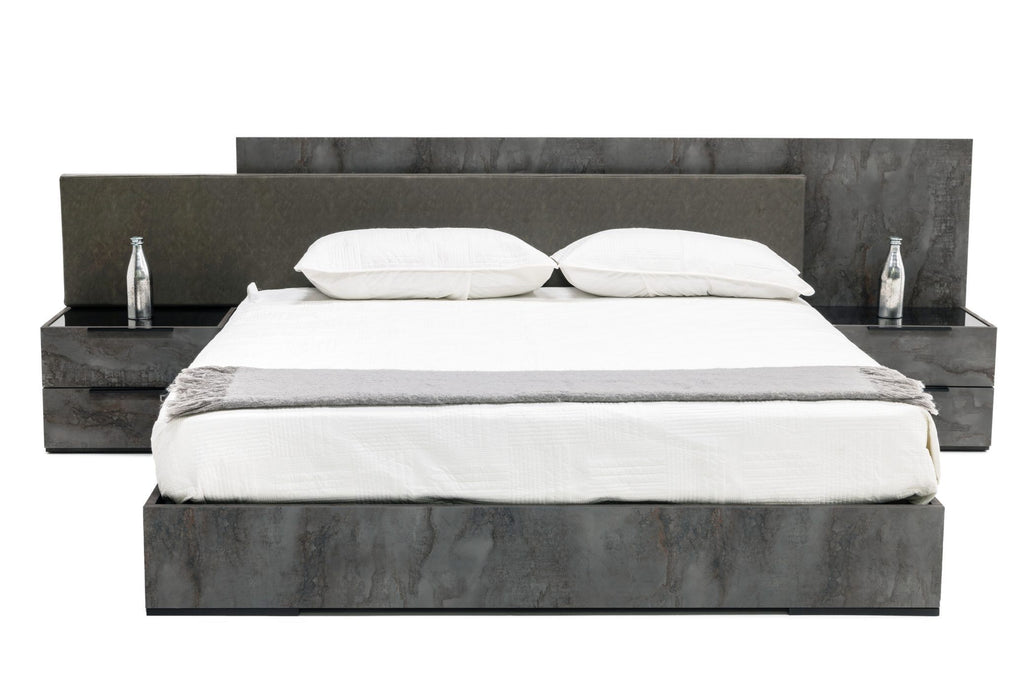 VIG Furniture - Nova Domus Ferrara Modern Volcano Oxide Grey Eastern King Bed with Nightstands - VGACFERRARA-BED-2NS-SET-EK - GreatFurnitureDeal
