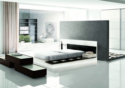 VIG Furniture - Impera Modern Black and White Lacquer Walk-on Platform Bed - VGWCIMPERA-EK - GreatFurnitureDeal