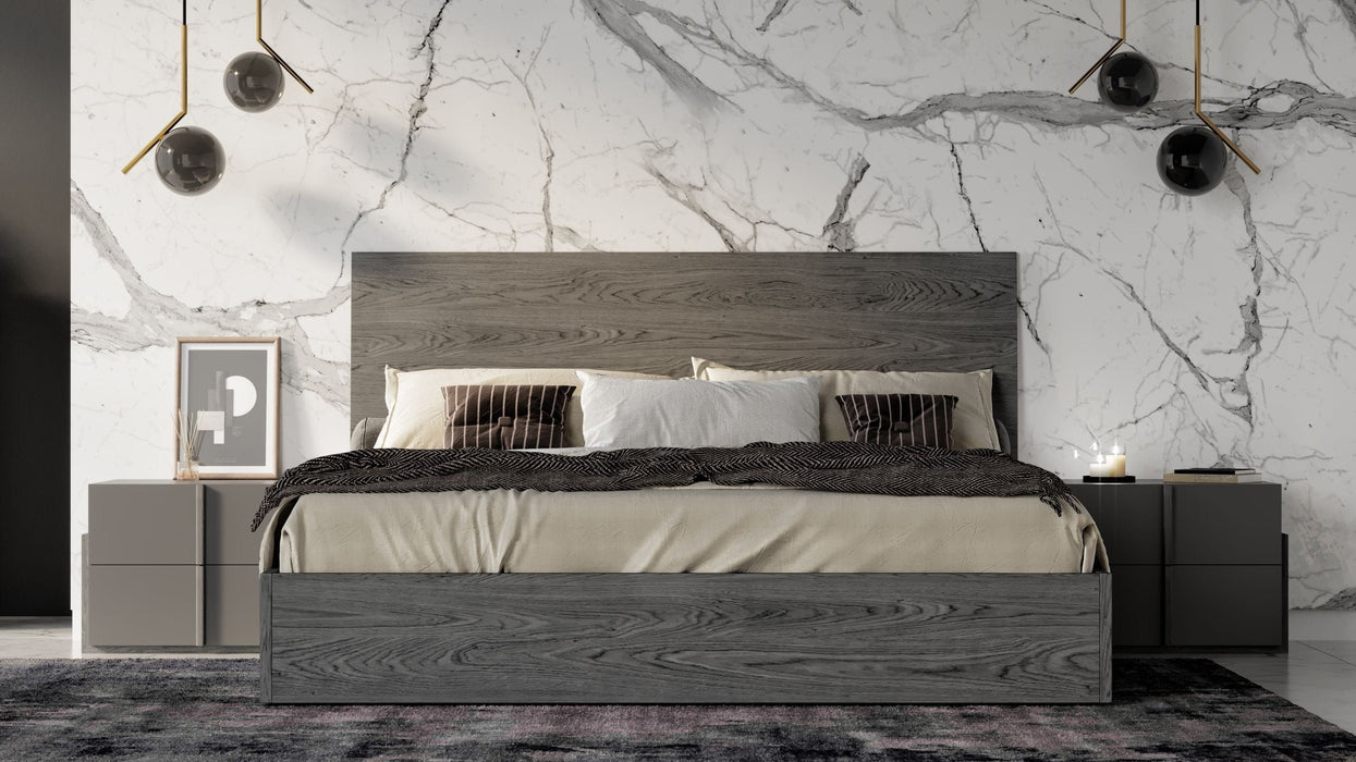 VIG Furniture - Nova Domus Lucia - Italian Modern Matte Grey / Elm Grey Full Size Bed - VGACLUCIA-GRY-BED-FULL - GreatFurnitureDeal
