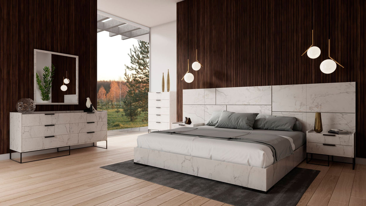 VIG Furniture - Nova Domus Marbella Italian Modern White Faux Marble Califonia King Bed Set - VGACMARBELLA-SET-WHT-CK - GreatFurnitureDeal