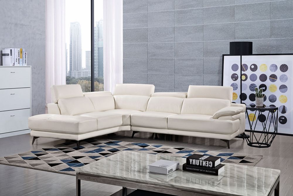 American Eagle Furniture - EK-L525R White Top Grain Leather - Right Sitting Sectional - EK-L525R-W
