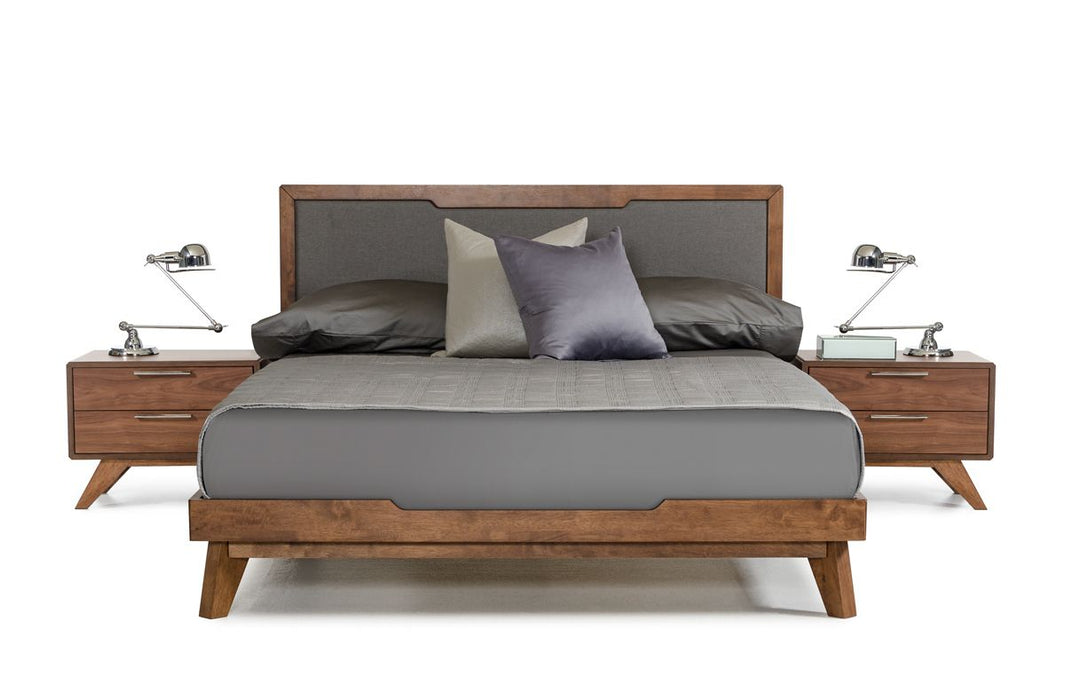 VIG Furniture - Nova Domus Soria Mid-Century Grey & Walnut King Bedroom Set - VGMASORIA-SET-EK - GreatFurnitureDeal