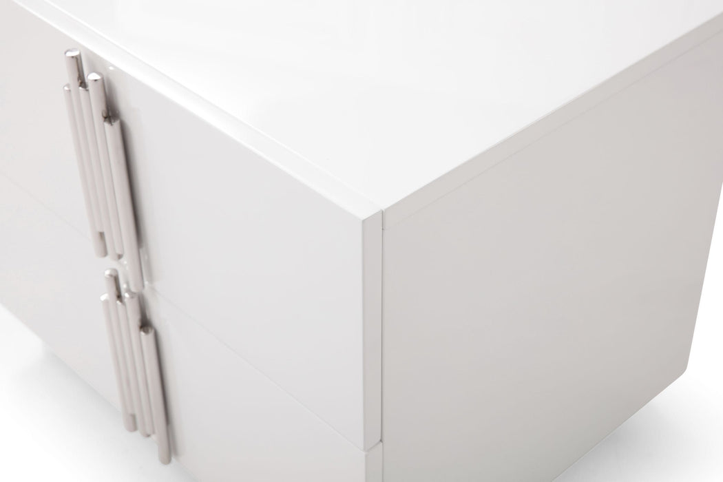 VIG Furniture - Modrest Token Modern White & Stainless Steel Nightstand - VGVCN815-WHITE-NS - GreatFurnitureDeal