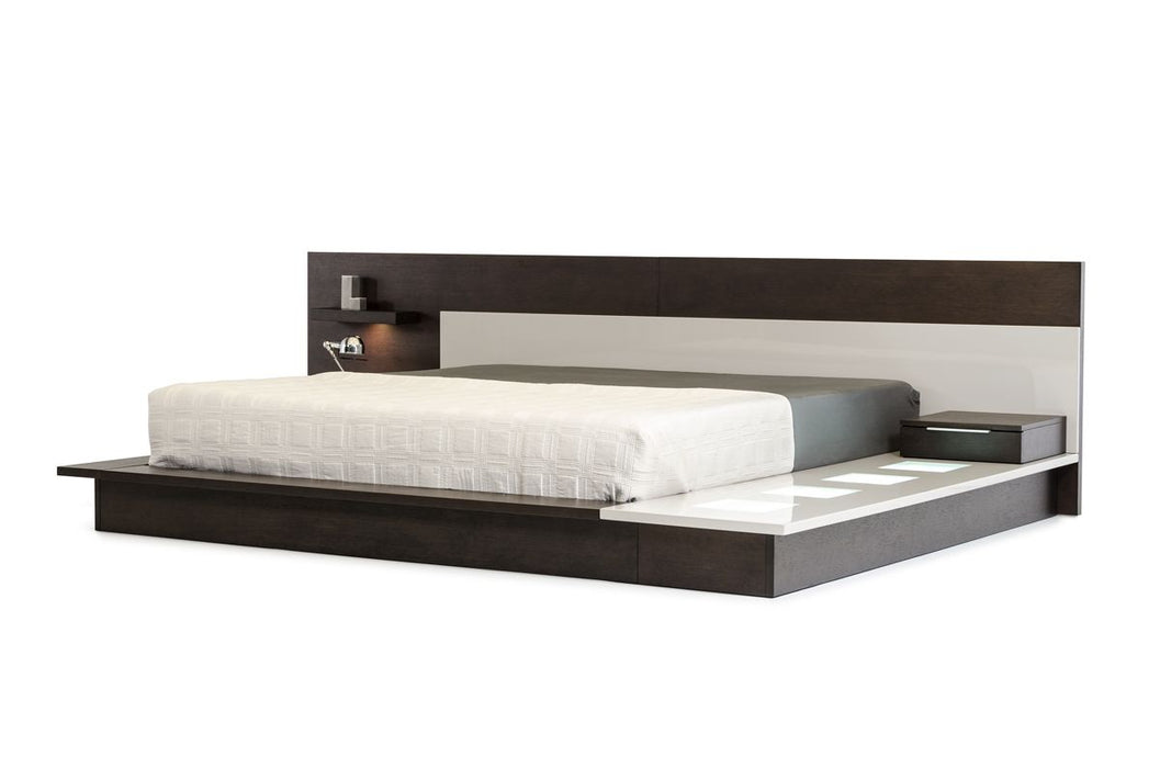 VIG Furniture - Modrest Torino Contemporary Brown Oak & Grey California King Platform Bed w/ Lights - VGWCSB-B03-BRNGRY-CK - GreatFurnitureDeal