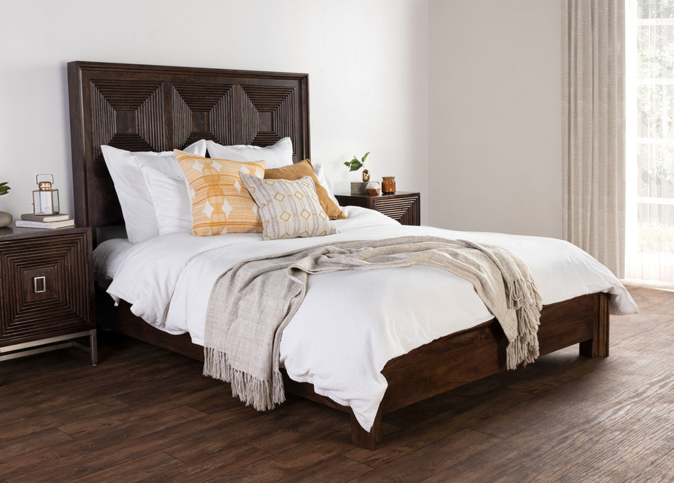 Classic Home Furniture - Karina White Queen Duvet - V210001 - GreatFurnitureDeal