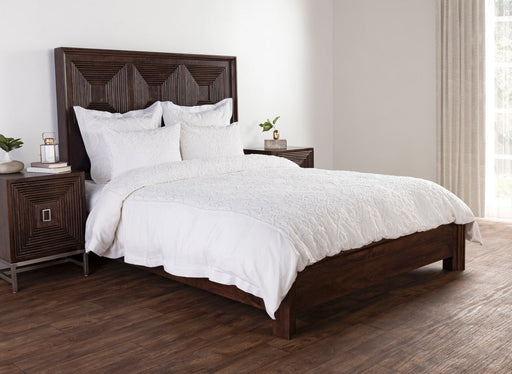 Villa By Classic Home - Reagan White King Duvet - V211000 - GreatFurnitureDeal