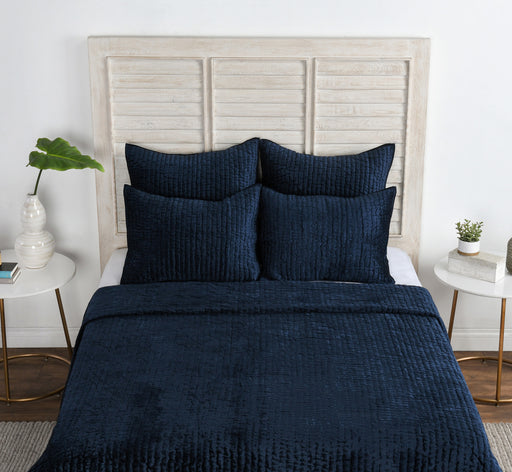 Classic Home Furniture - Bari Velvet Ocean Blue King Quilt - V211006 - GreatFurnitureDeal