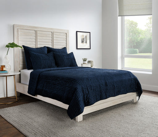 Classic Home Furniture - Bari Velvet Ocean Blue King Quilt - V211006 - GreatFurnitureDeal