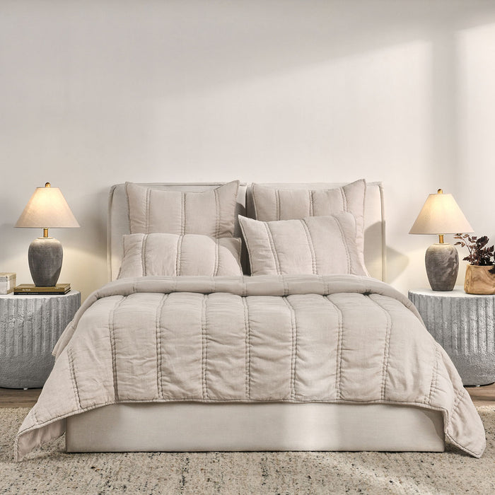 Classic Home Furniture - Rowen Taupe Quilt - V290150