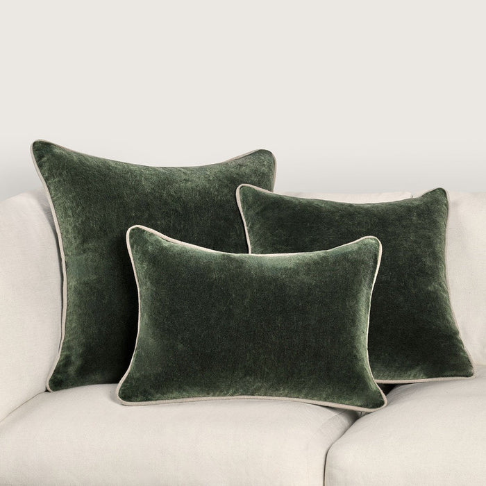 Villa By Classic Home - Sld Heirloom Velvet Forest Green 22X22 Pillow - Set of 2 - V290176 - GreatFurnitureDeal