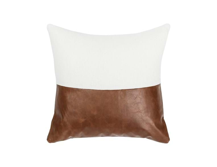 Classic Home Furniture -  VC Canyon 20x20 Pillows in Ivory/Kona Brown (Set of 2) - V300044 - GreatFurnitureDeal