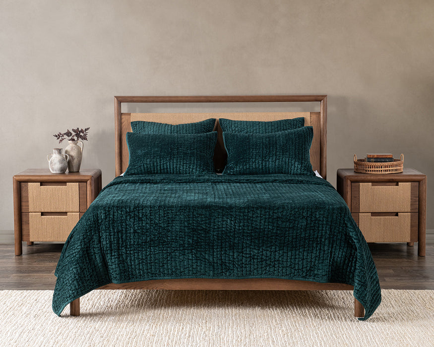 Villa By Classic Home - Bari Velvet Emerald King Quilt - V310000 - GreatFurnitureDeal