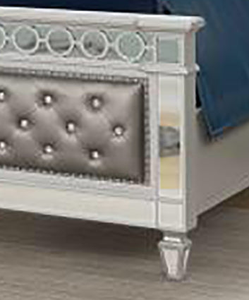 GFD Home - Symphony 4 Pc Queen Bed - GreatFurnitureDeal