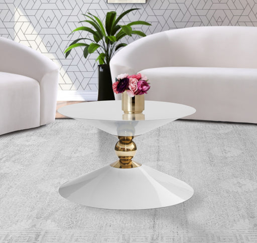 Meridian Furniture - Malia Coffee Table in White - 288-CT - GreatFurnitureDeal