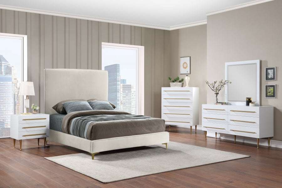 Meridian Furniture - Marisol Dresser With Mirror in White - 844White-DM