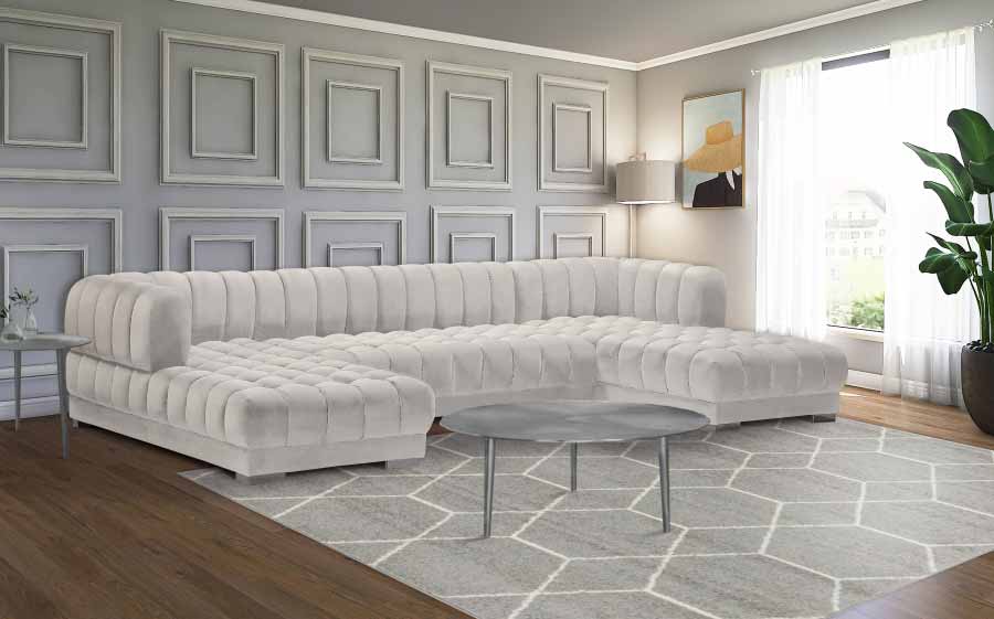 Meridian Furniture - Gwen 3 Piece Sectional in Cream - 653Cream-Sectional - GreatFurnitureDeal