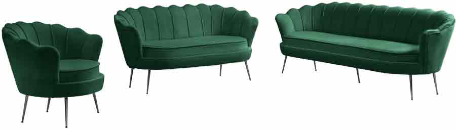 Meridian Furniture - Gardenia Velvet Loveseat in Green - 684Green-L