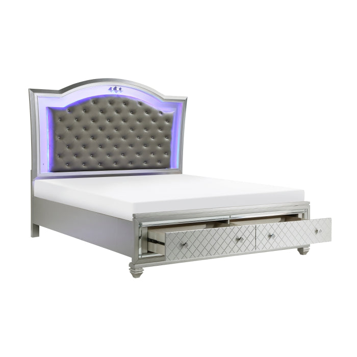 Homelegance - Leesa Eastern King Platform Bed with Footboard Storage in Silver - 1430K-1EK*