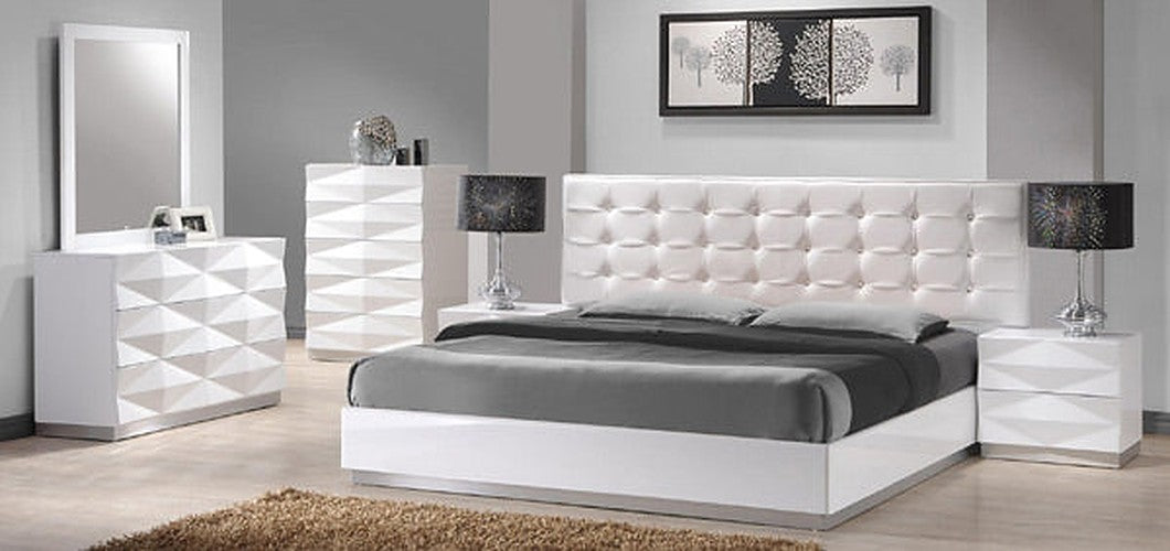 J&M Furniture - Verona White Lacquer 4 Piece Queen Platform Bedroom Set - 17688-Q-4SET - GreatFurnitureDeal