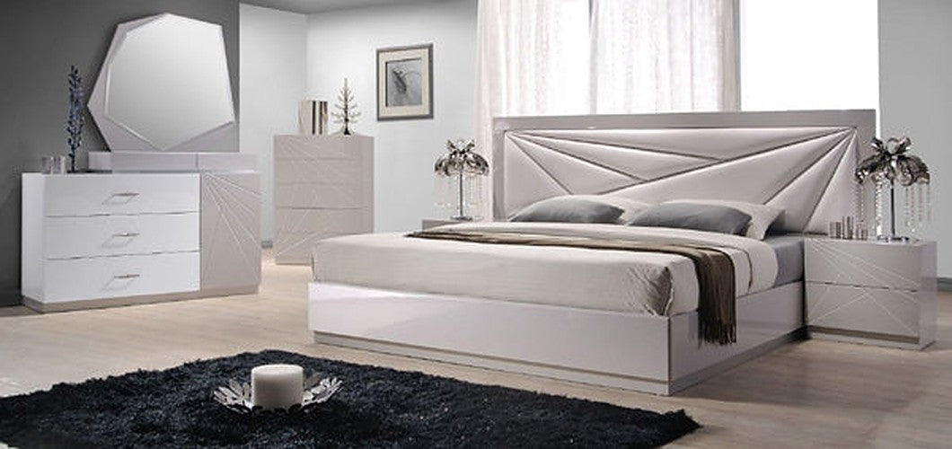 J&M Furniture - Florence White & Light Grey Lacquer 4 Piece Queen Platform Bedroom Set - 17852-Q-4SET - GreatFurnitureDeal