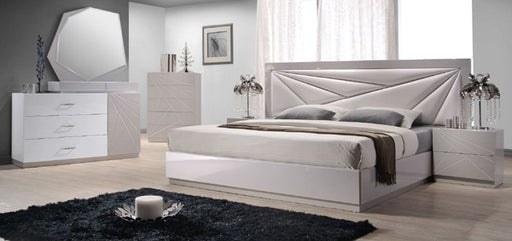 J&M Furniture - Florence White & Light Grey Lacquer Queen Platform Bed - 17852-Q - GreatFurnitureDeal