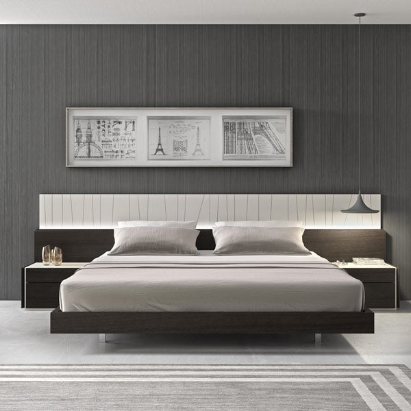 J&M Furniture - Porto Natural Light Grey Lacquer Queen Platform Bed - 17867-Q