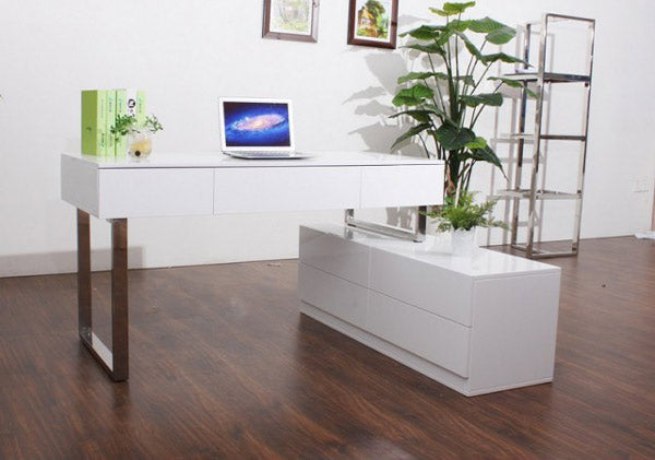 J&M Furniture - KD12 Modern Office Desk With Hutch - 17918