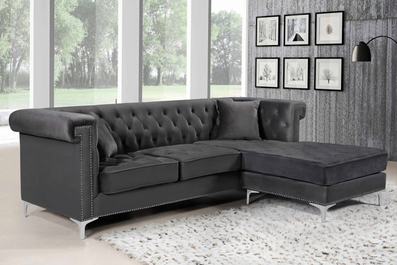 Meridian Furniture - Damian Velvet Reversible Sectional in Grey - 608Grey-Sectional - GreatFurnitureDeal