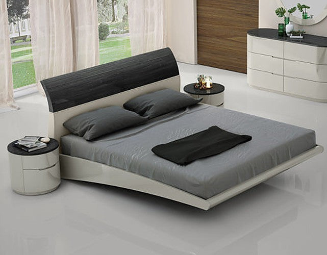 J&M Furniture - Amsterdam 3 Piece Eastern King Bedroom Set - 18213-K-3SET - GreatFurnitureDeal