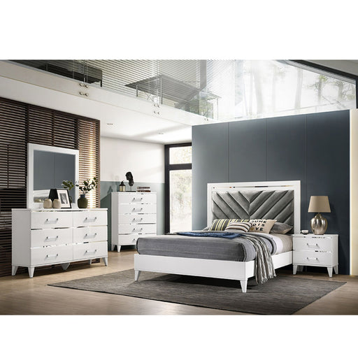 Acme Furniture - Chelsie 5 Piece Queen Bedroom Set in White - 27390Q-5SET - GreatFurnitureDeal