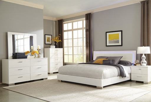 Coaster Furniture - Felicity White 5 Piece Eastern King Platform Bedroom Set - 203500KE-5SET - GreatFurnitureDeal