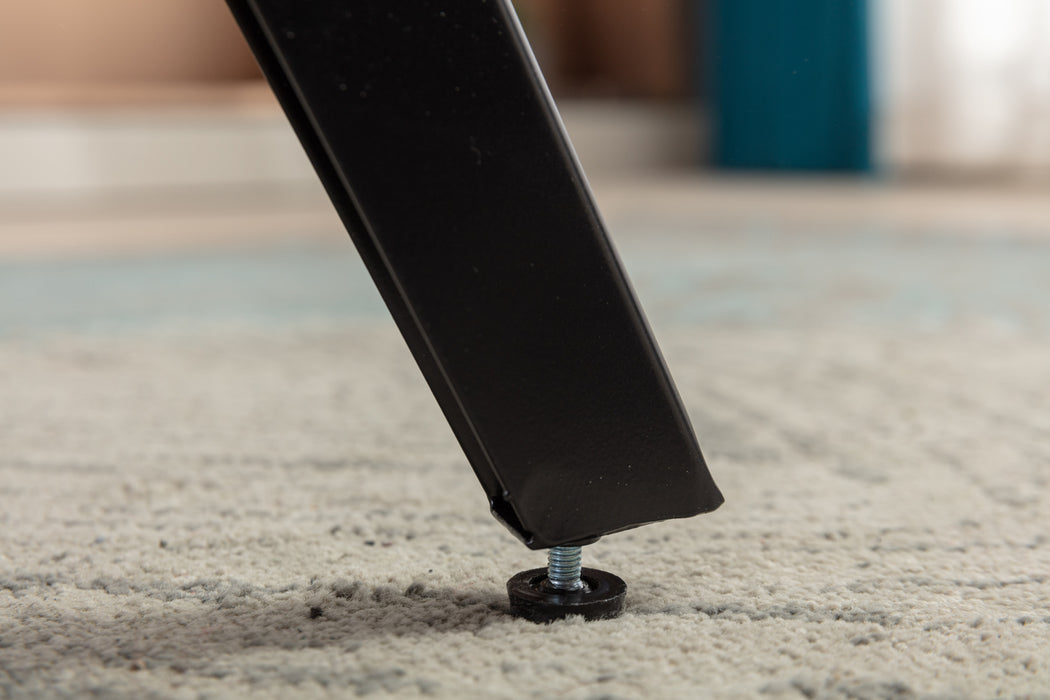 GFD Home - Modern Soft Velvet Fabric Material Large Width Accent Chair Leisure Chair Armchair TV Chair Bedroom Chair With Ottoman Black Legs For Indoor Home And Living Room,Dark Green - GreatFurnitureDeal