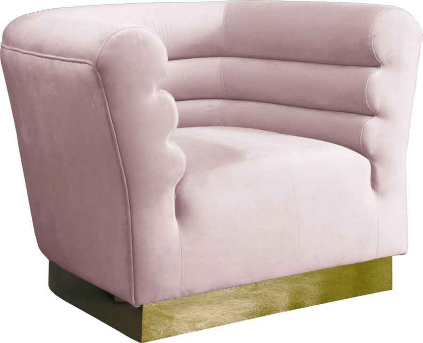Meridian Furniture - Bellini 3 Piece Living Room Set in Pink - 669Pink-S-3SET - GreatFurnitureDeal