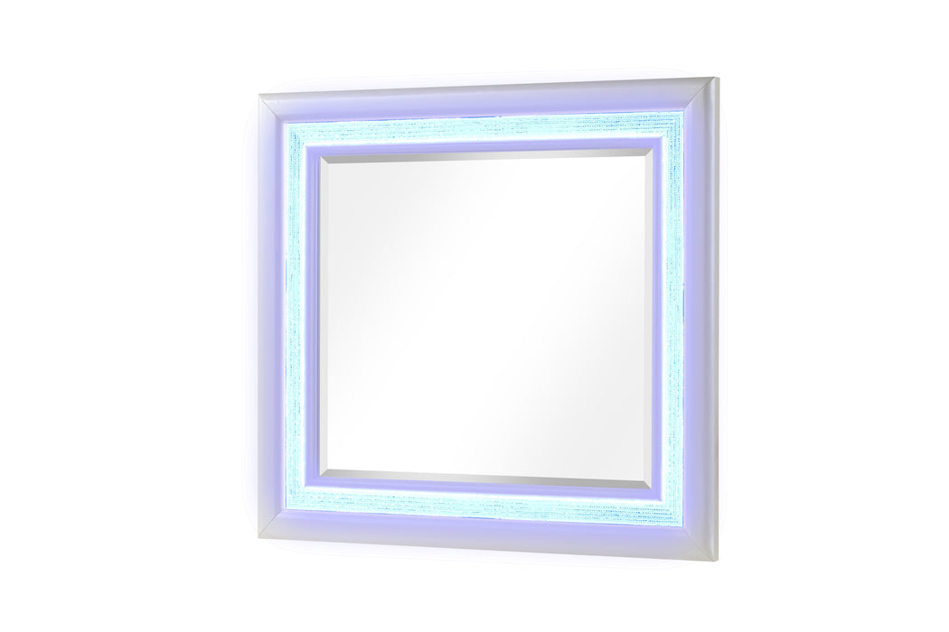 GFD Home - Passion Queen 6 Pc LED Bedroom Set Made with Wood in Milky White - GreatFurnitureDeal