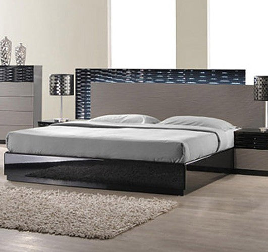 J&M Furniture - Roma 5 Piece Queen Bedroom Set - 17777-Q-5SET - GreatFurnitureDeal