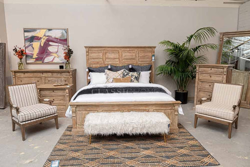 Classic Home Furniture - Adelaide Eastern King Bed - 54010148 - GreatFurnitureDeal