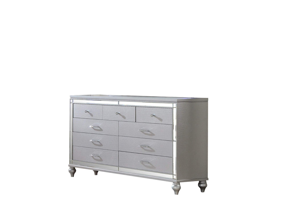 GFD Home - Sterling Queen 5 PC LED Bedroom set made with wood in Silver Color - GreatFurnitureDeal