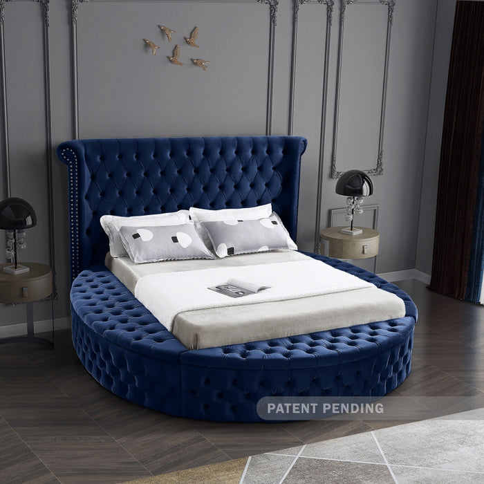 Meridian Furniture - Luxus Velvet King Bed in Navy - LuxusNavy-K - GreatFurnitureDeal