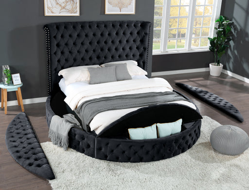 GFD Home - Hazel King Size Tufted Upholstery Storage Bed made with Wood in Black - GreatFurnitureDeal