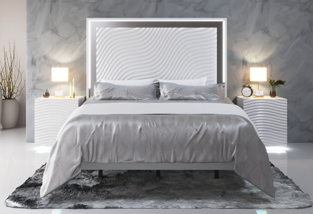 ESF Furniture - Franco Spain Wave 3 Piece Queen Bedroom Set in White - WAVEQSBEDEHITE-3SET