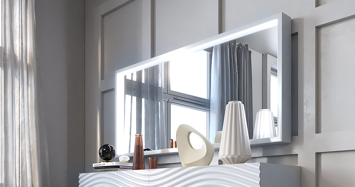 ESF Furniture - Franco Spain Wave Mirror for Double Dresser w/light in White - WAVEMIRRORDDWHITE