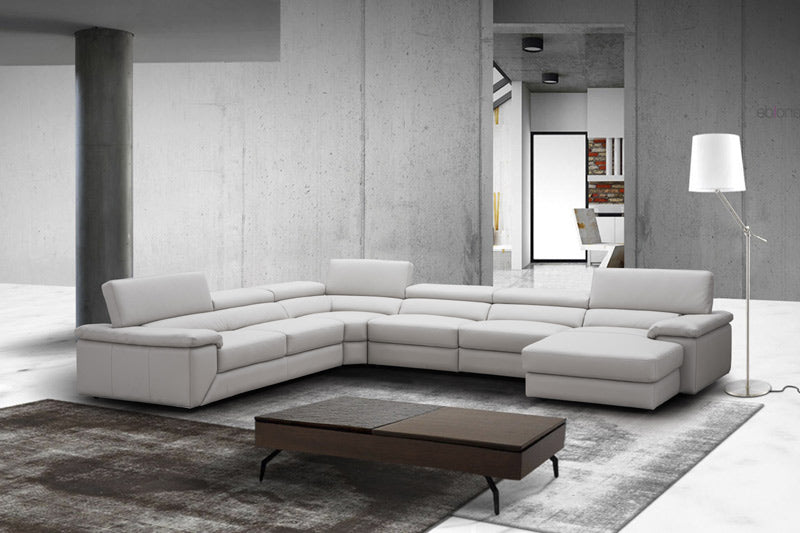 J&M Furniture - Kobe Premium Leather Sectional in Silver Grey - 181114