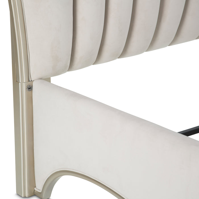 AICO Furniture - London Place 6 Piece King Bedroom Set in Creamy Pearl - N9004000EK3-112-6SET - GreatFurnitureDeal