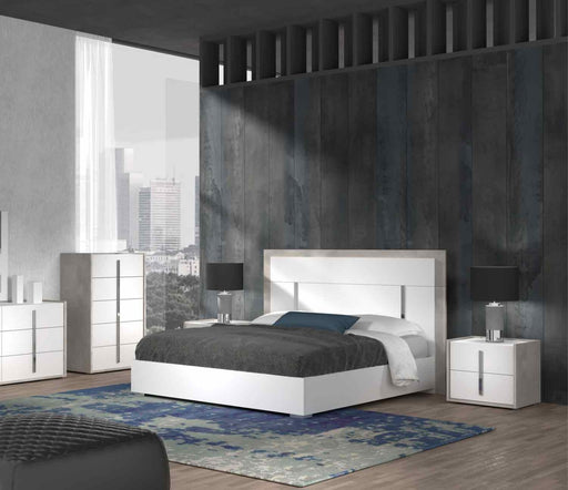 J&M Furniture - Ada 3 Piece Eastern King Bedroom Set in White Matt - 17448EK-3SET - GreatFurnitureDeal