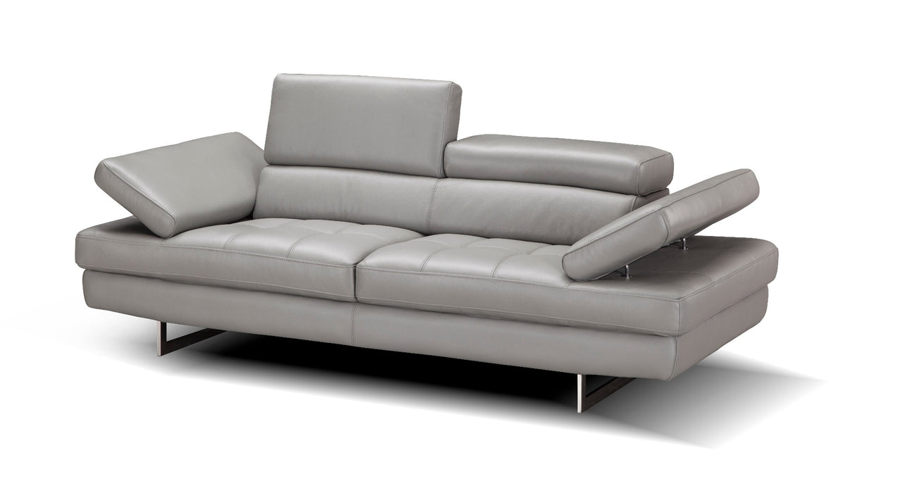 J&M Furniture - A761 Italian Leather Sectional Light Grey In Right Hand Facing - 18142-RHFC