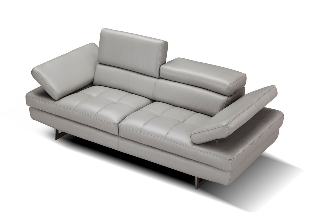 J&M Furniture - A761 Italian Leather Sectional Light Grey In Right Hand Facing - 18142-RHFC