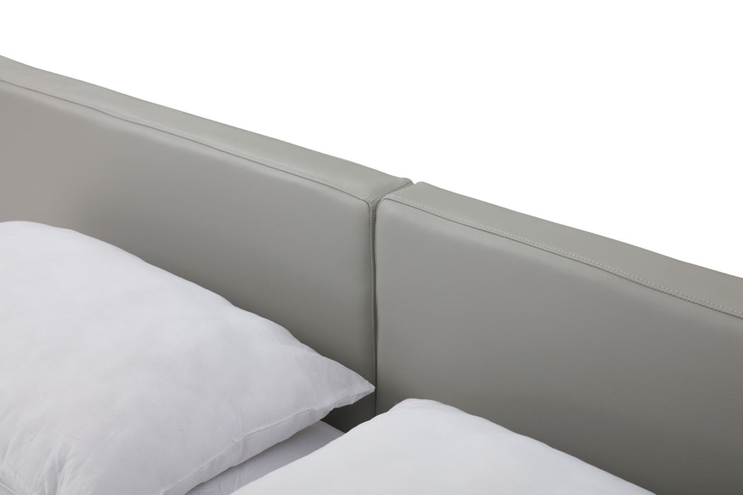 VIG Furniture - Modrest Opal Modern White & Grey Platform Bed - VGVCBD855-WHTGRY