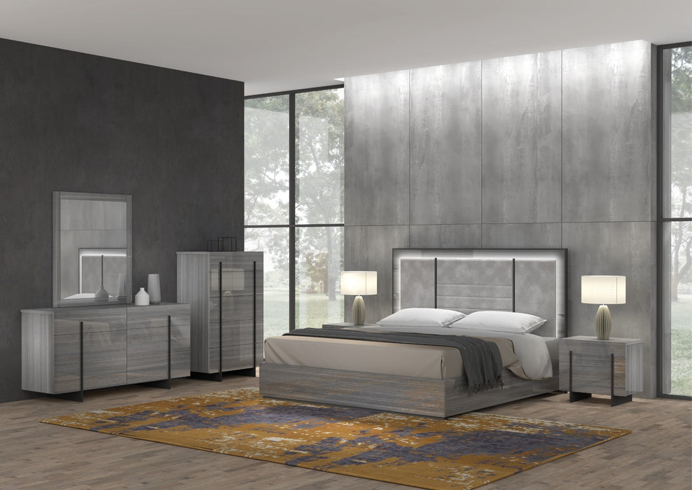 J&M Furniture - Blade Eastern King Bed in Grey - 17450Ek