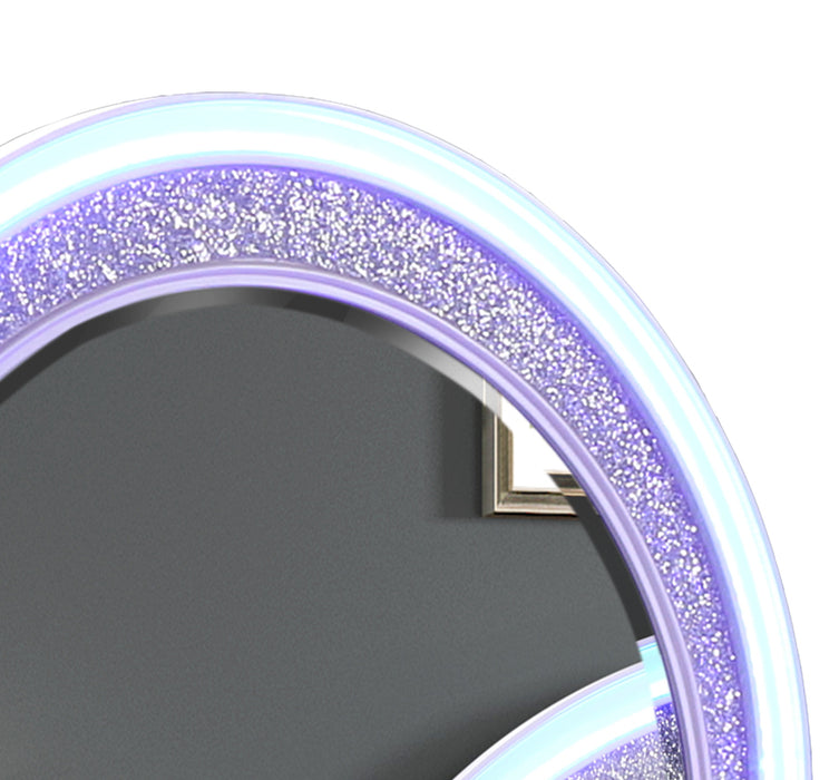 GFD Home - Perla Queen 6 Pc Vanity LED Bedroom Set Made with Wood in Milky White - GreatFurnitureDeal