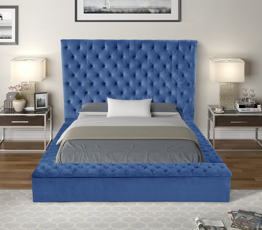 GFD Home - Nora Queen Size Tufted Upholstery Storage Bed made with Wood in Blue - GreatFurnitureDeal